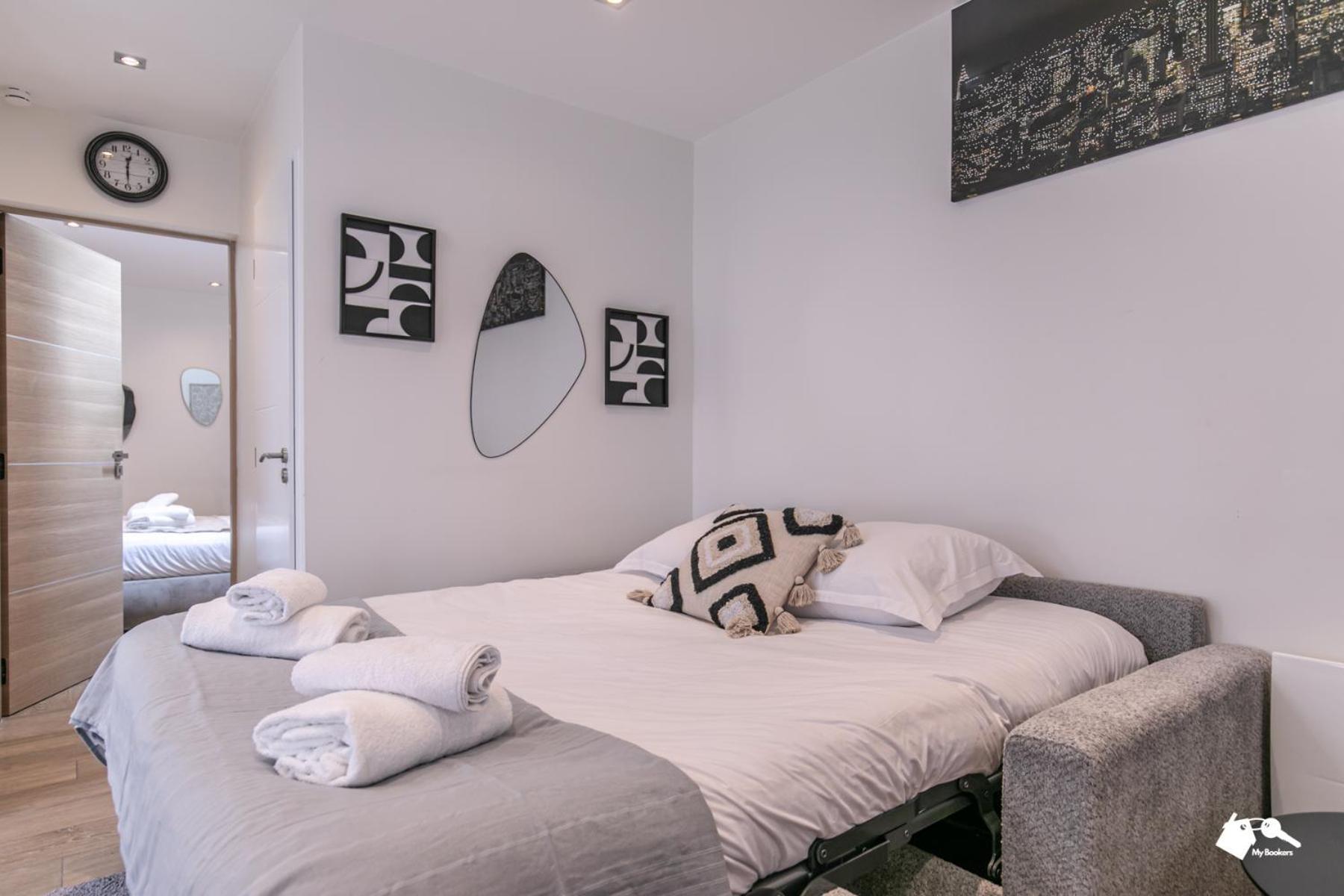 Mba Levallois Splendide Appart - Proche Paris エクステリア 写真