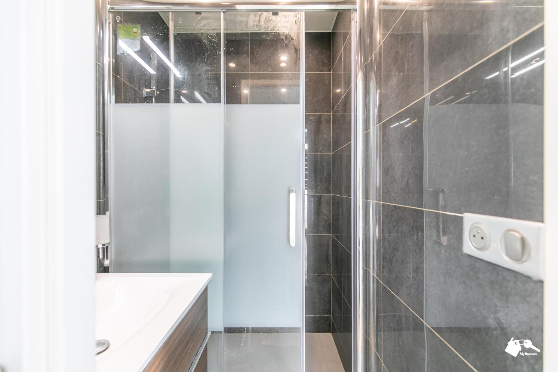 Mba Levallois Splendide Appart - Proche Paris エクステリア 写真