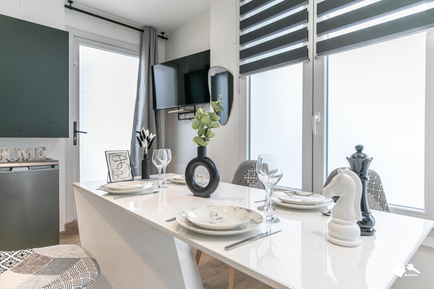 Mba Levallois Splendide Appart - Proche Paris エクステリア 写真
